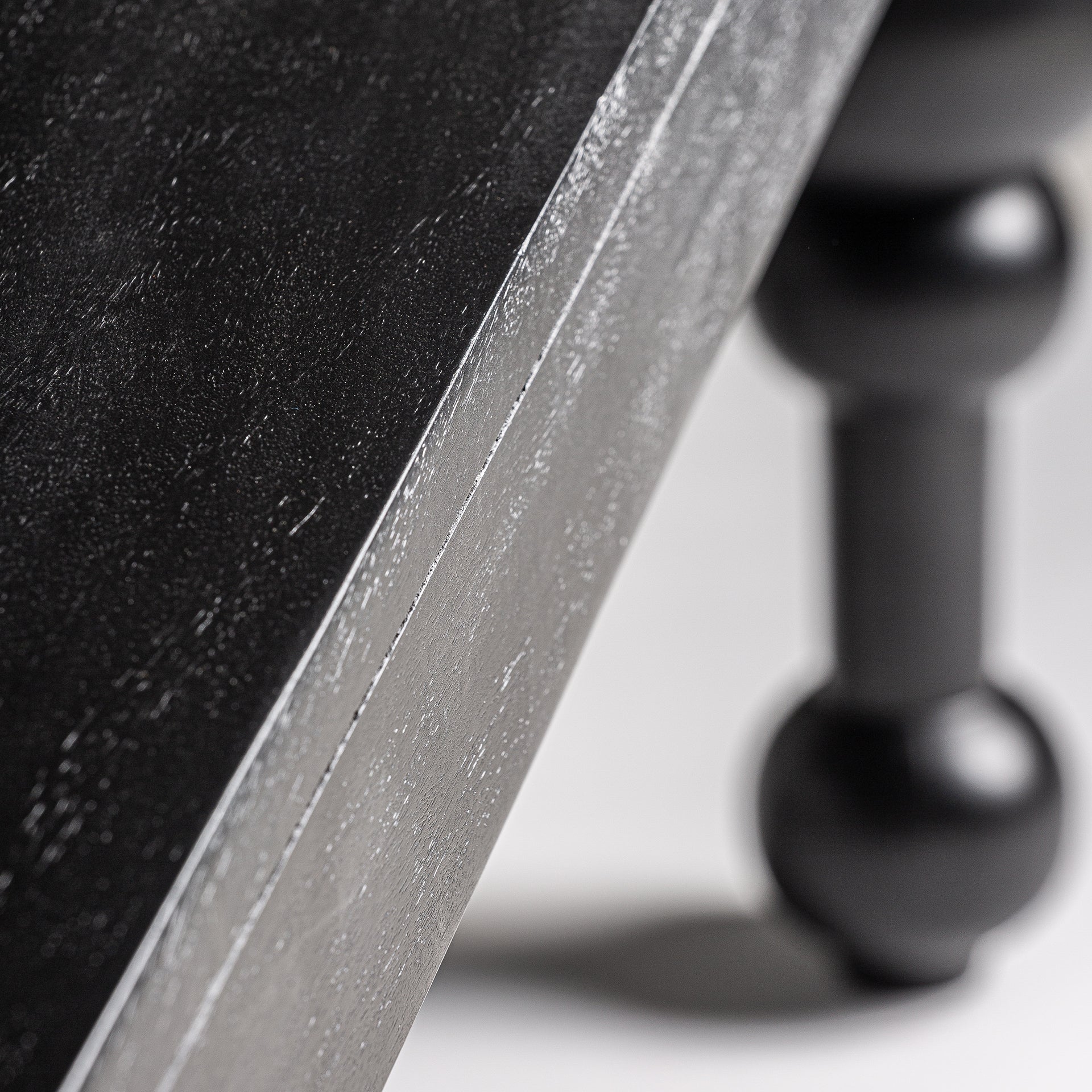 ZENIVA DINING TABLE